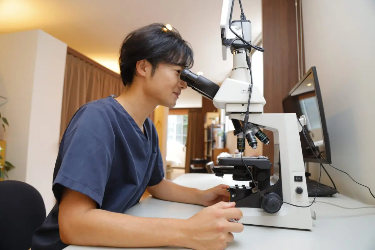 男性不妊の精子力解析（乏精子症・精子無力症）の様子